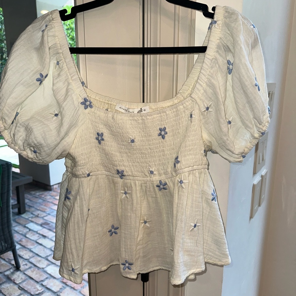 Altar'd State Cream and Blue Smocked Puff Sleeve Blouse